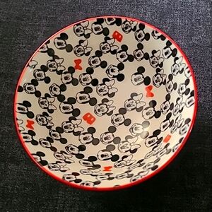 Disney Ceramic Serving Bowl Mickey And Minnie Mouse
